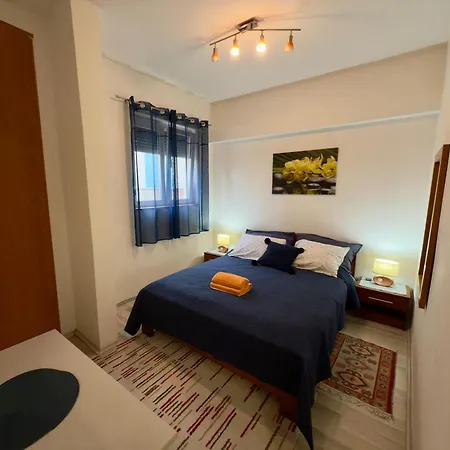 M&i Apartment *